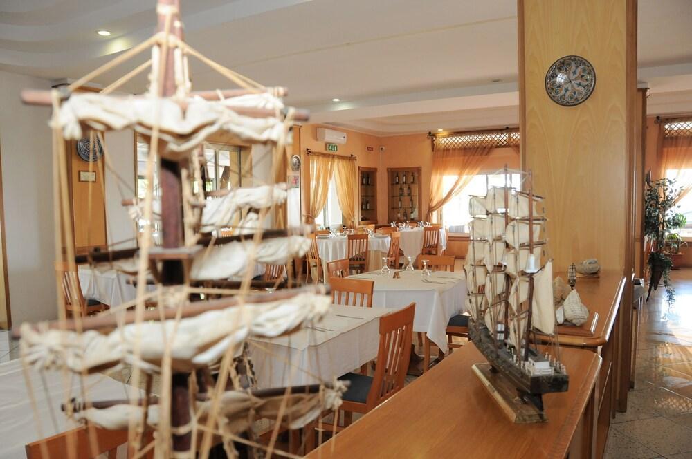 فندق Gatto Bianco Casalabate ليتشي المظهر الخارجي الصورة