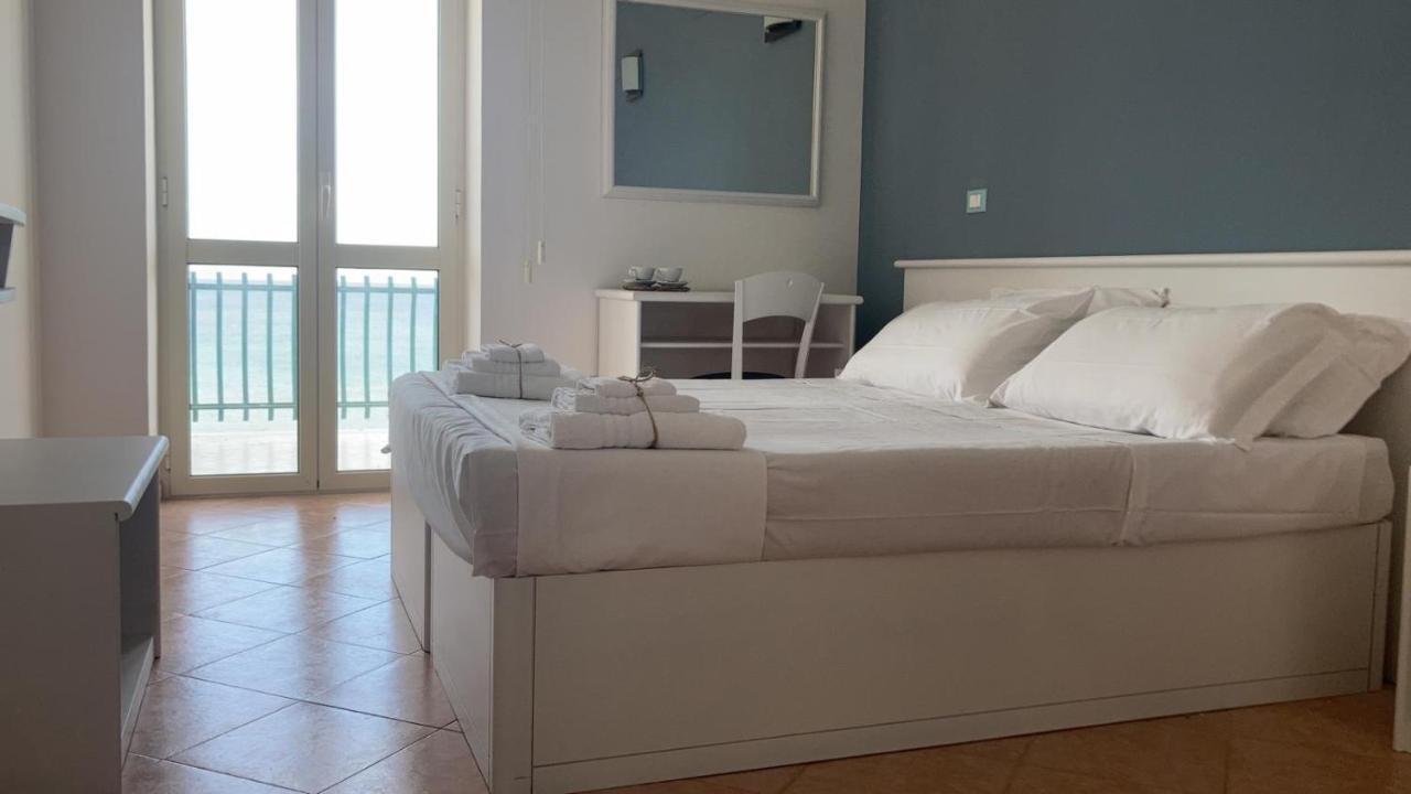فندق Gatto Bianco Casalabate ليتشي المظهر الخارجي الصورة